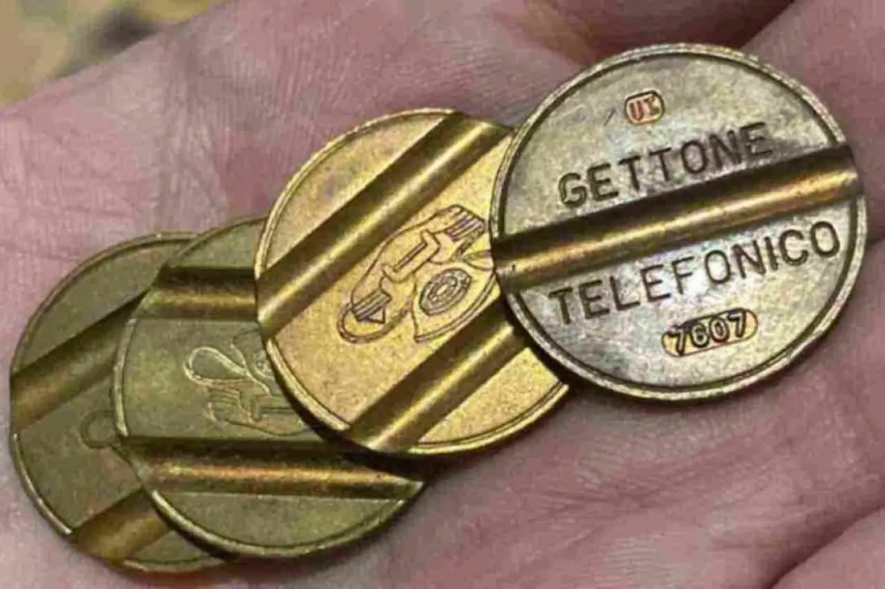 Gettoni telefonici anni ’60 e ’70: alcuni sono ricercatissimi dai collezionisti